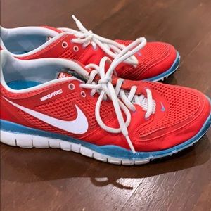 Nike Free women’s shoes. Size 8.